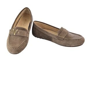 Vionic Honor Hilo Loafer Moccasin Greige Suede Slip On Orthotic Womens 6.5